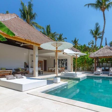 Villa Hidden Pearl, With Private Cook And Pool 까랑아섬 외부 사진