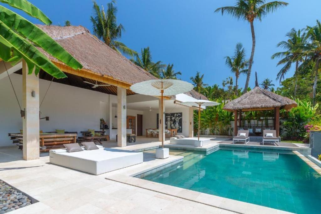 Villa Hidden Pearl, With Private Cook And Pool 까랑아섬 외부 사진