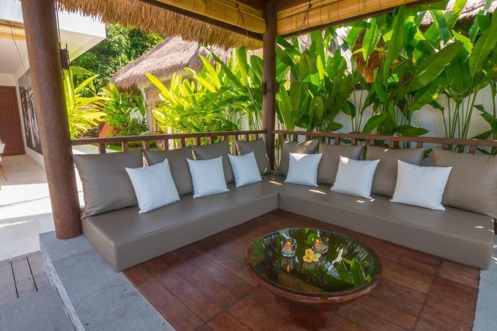 Villa Hidden Pearl, With Private Cook And Pool 까랑아섬 외부 사진